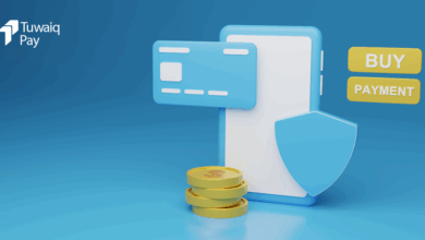 طرق الدفع الإلكتروني في السعودية 2025 باستخدام الجوال والبطاقات عبر بوابات دفع مثل طويق باي.