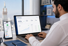 تاجر سعودي يجهّز وسائل الدفع قبل موسم الحج باستخدام روابط الدفع وQR وTap to Pay من طويق باي